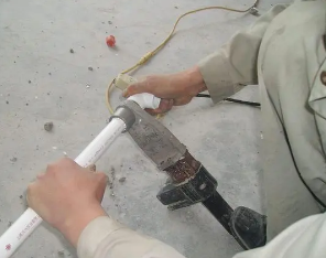 丹江口漏水维修电话
